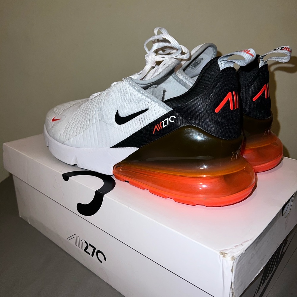 Air Max 270 - Picture 5 of 12